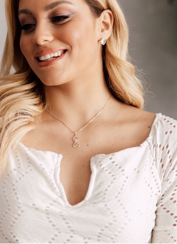 Colar Nossa Senhora banhado a ouro 18k  Colar Nossa Senhora banhado a ouro 18k
