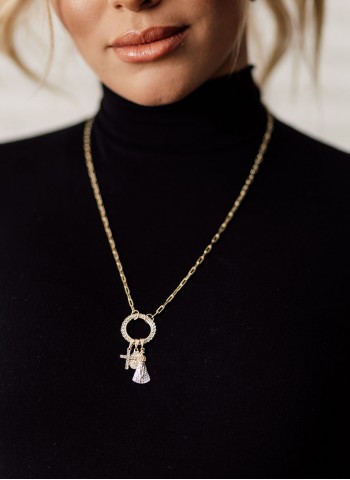 Colar Patuá Strass banhado em ouro 18k  Colar Patuá Strass banhado em ouro 18k