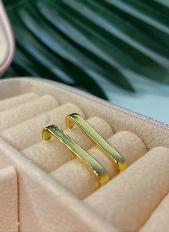 Brinco Ear Hook Flat - Banho Ouro 18k Brinco Ear Hook Flat - Banho Ouro 18k