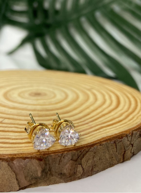 Brinco Ponto de Luz Heart - Banho Ouro 18k Brinco Ponto de Luz Heart - Banho Ouro 18k