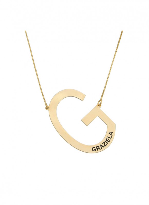 Colar fino com pingente de letra personalizado folheado em ouro 18k Colar fino com pingente de letra personalizado folheado em ouro 18k