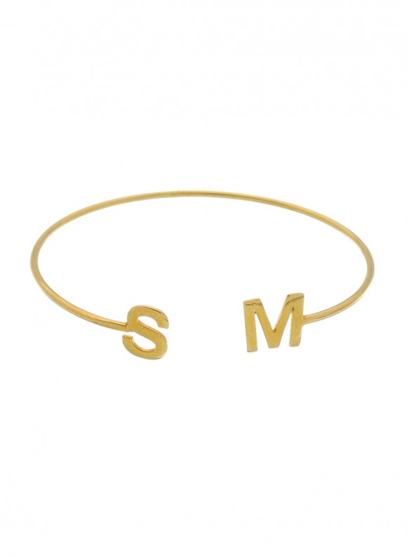 Pulseira fina de ajuste com duas letras personalizadas nas pontas folheado em ouro 18k Pulseira fina de ajuste com duas letras personalizadas nas pontas folheado em ouro 18k